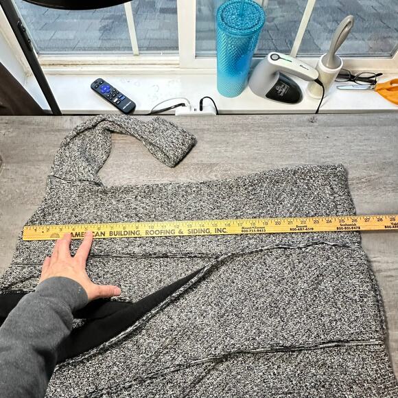 Lululemon Post Practice Cardigan Ghost Black 6 - Picture 8 of 9